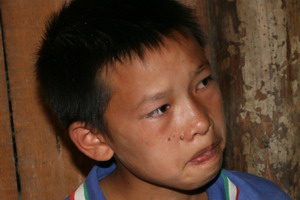 莫光宇：担心爷奶死去的孤儿！